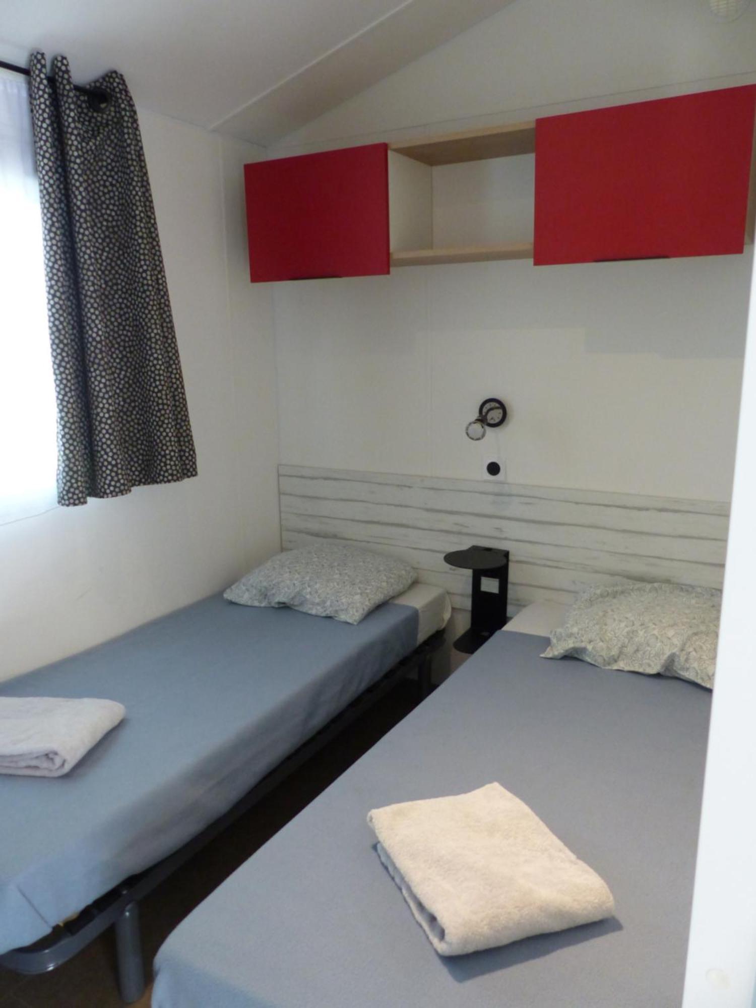 Camping Lou Broustaricq Sanguinet Værelse billede