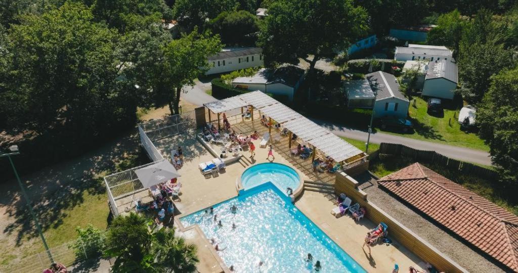Camping Lou Broustaricq Sanguinet Eksteriør billede